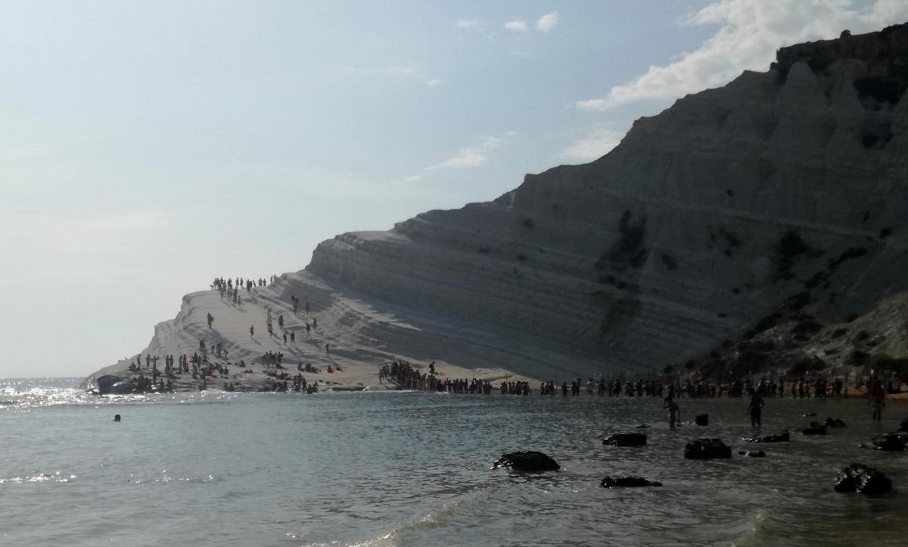 Locazione Turistica Domus Re Bed and Breakfast Agrigento Buitenkant foto